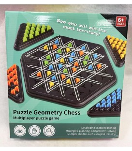 GRA RODZINNA W TRÓJKĄTY LOGICZNA STRATEGICZNA(25*28*4CM) - CENA:11,5